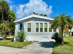 Beachfront Bliss (N1026) - Image 3