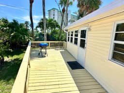 Beach Place (N2026) - Image 3