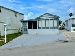 Seaside Haven Bungalow (V720) - Image 3