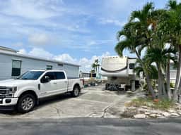 Venture Three 693 - Image 2