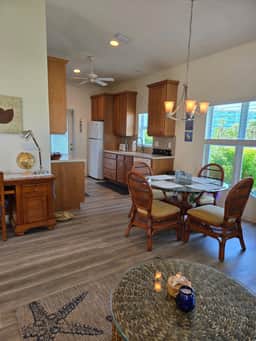 Holiday Out 0044 - Image 2