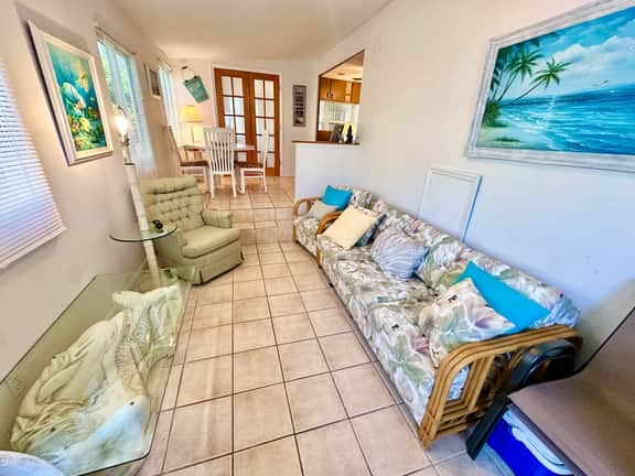 Paradise Getaway (N2108) - Image 3