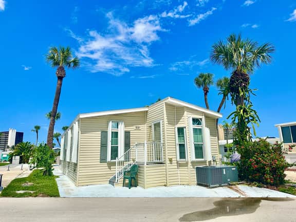Ocean Breeze Hideaway (V828) - Image 5