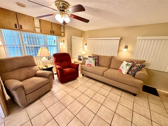 Paradise Getaway (N2108) - Image 1