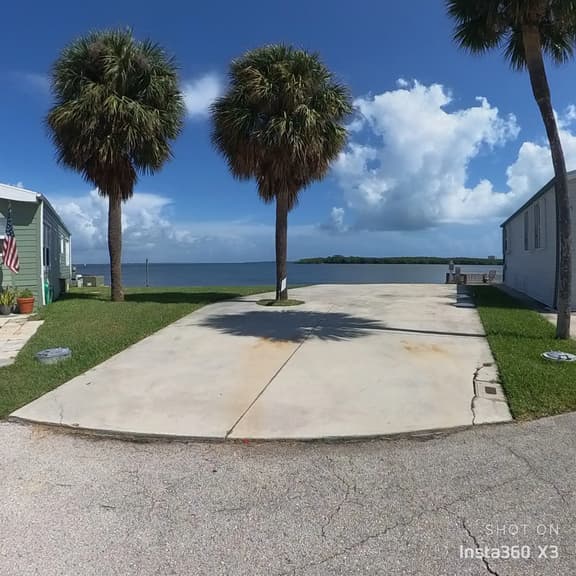 Nettles Island 0155 - Image 1