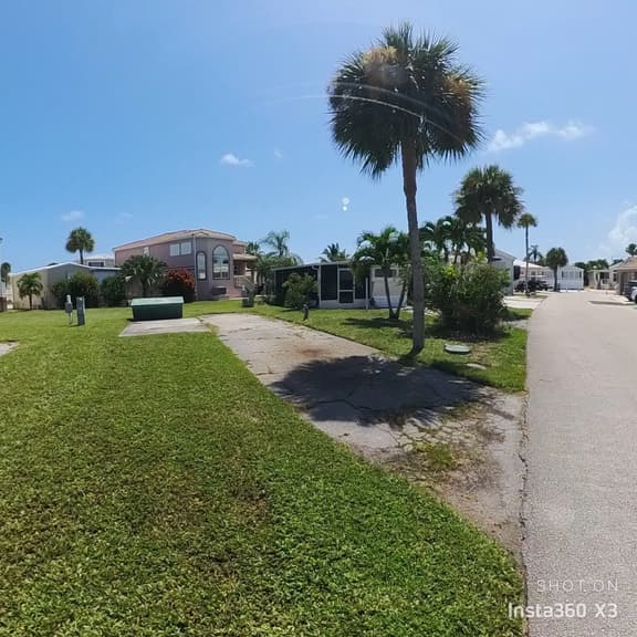 Nettles Island 0684 - Image 1