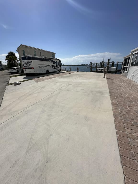 Nettles Island 1125 - Image 1
